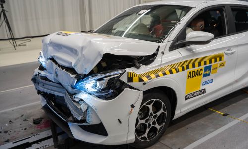 Pod strožjim drobnogledom