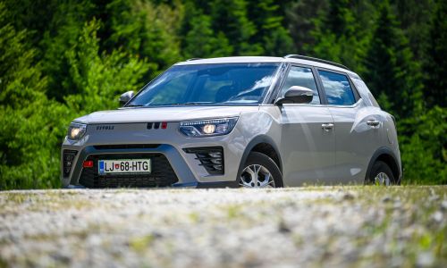 Panorama: KGM tivoli 1.5 T-GDI fresh