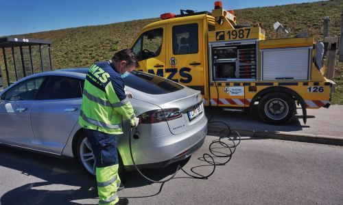 AMZS pomoč na cesti za električna vozila