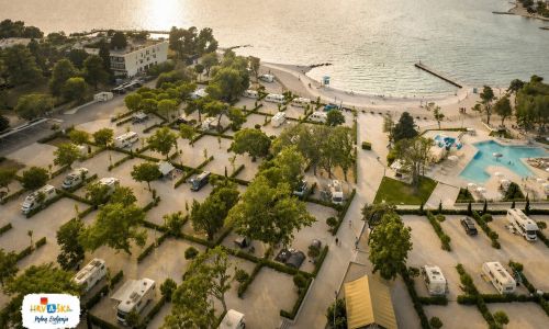 Falkensteiner Premium Camping Zadar – člani AMZS kampirajo ceneje
