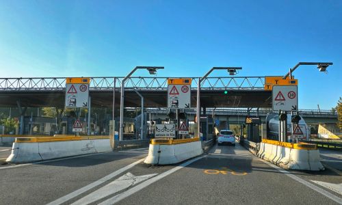 Italija uvaja vračilo cestnine ob zastojih zaradi gradbišč