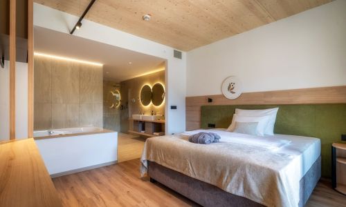 V Termah Snovik so odprli nov NaturHotel – člani AMZS bivajo ceneje