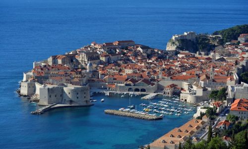Na poti proti Hrvaški pričakujte zastoje: promet bo povečan vse do sredine prihodnjega tedna