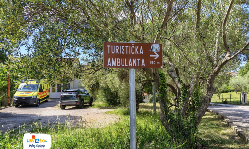 Turistične ambulante na Hrvaškem: kje velja evropska kartica in kje je dobro imeti dodatno zavarovanje za tujino