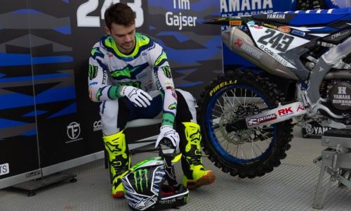 V Švici Gajser znova na zmagovalnem odru