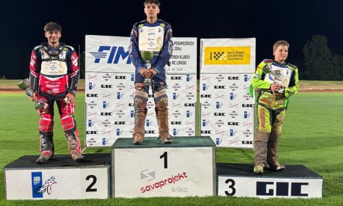 Gračner tretji in Prah Šoba četrti v debitantskem nastopu na dirki državnega prvenstva v speedwayu z 250 kubičnimi motorji