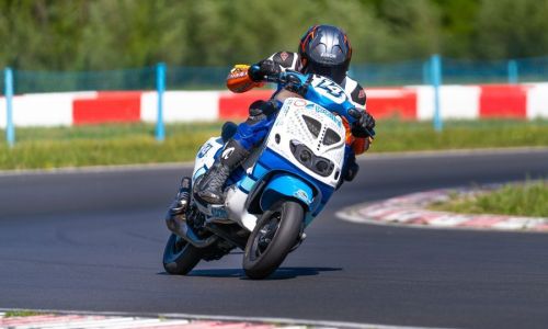 Konec tedna dve dirki državnega prvenstva za ljubitelje motošporta in kartinga